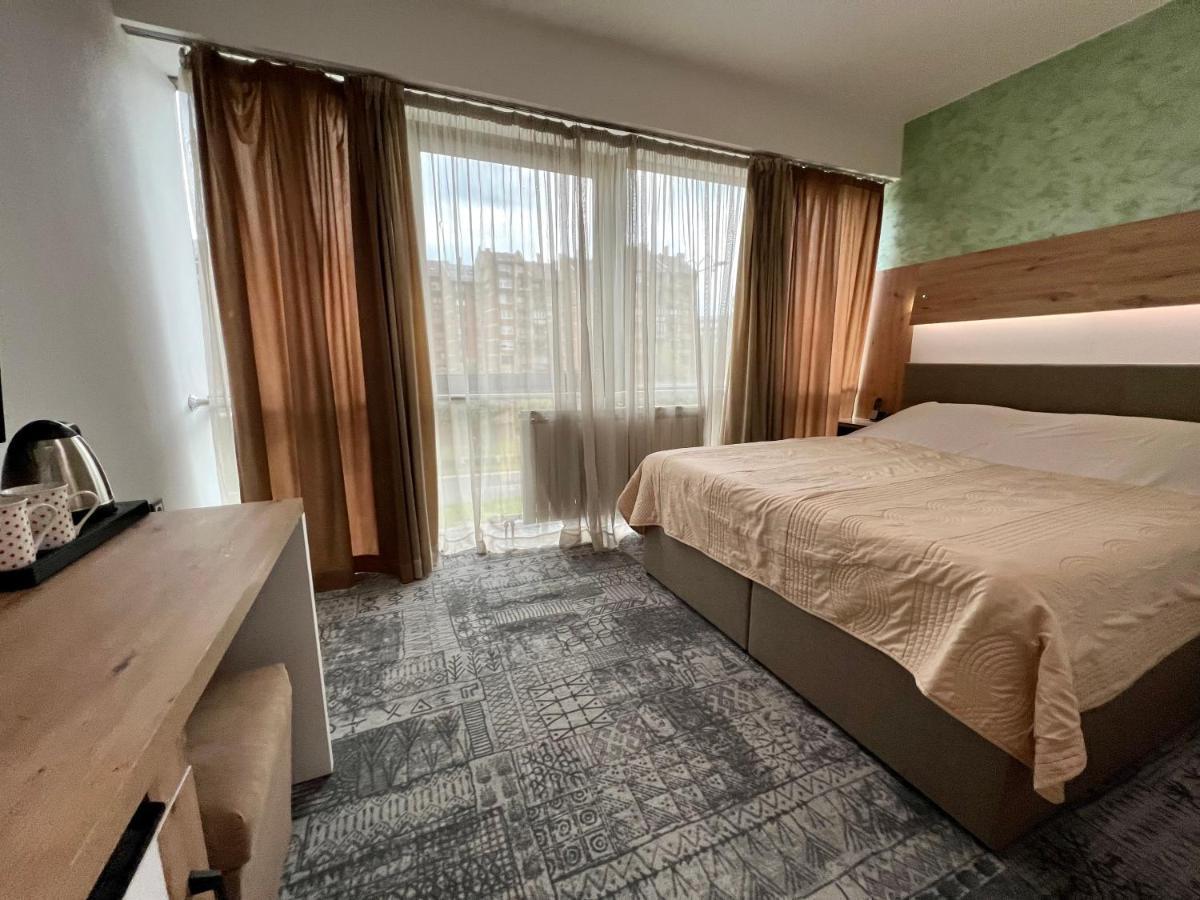 Hotel Brkic Sarajevo Airport - Free Parking Eksteriør bilde