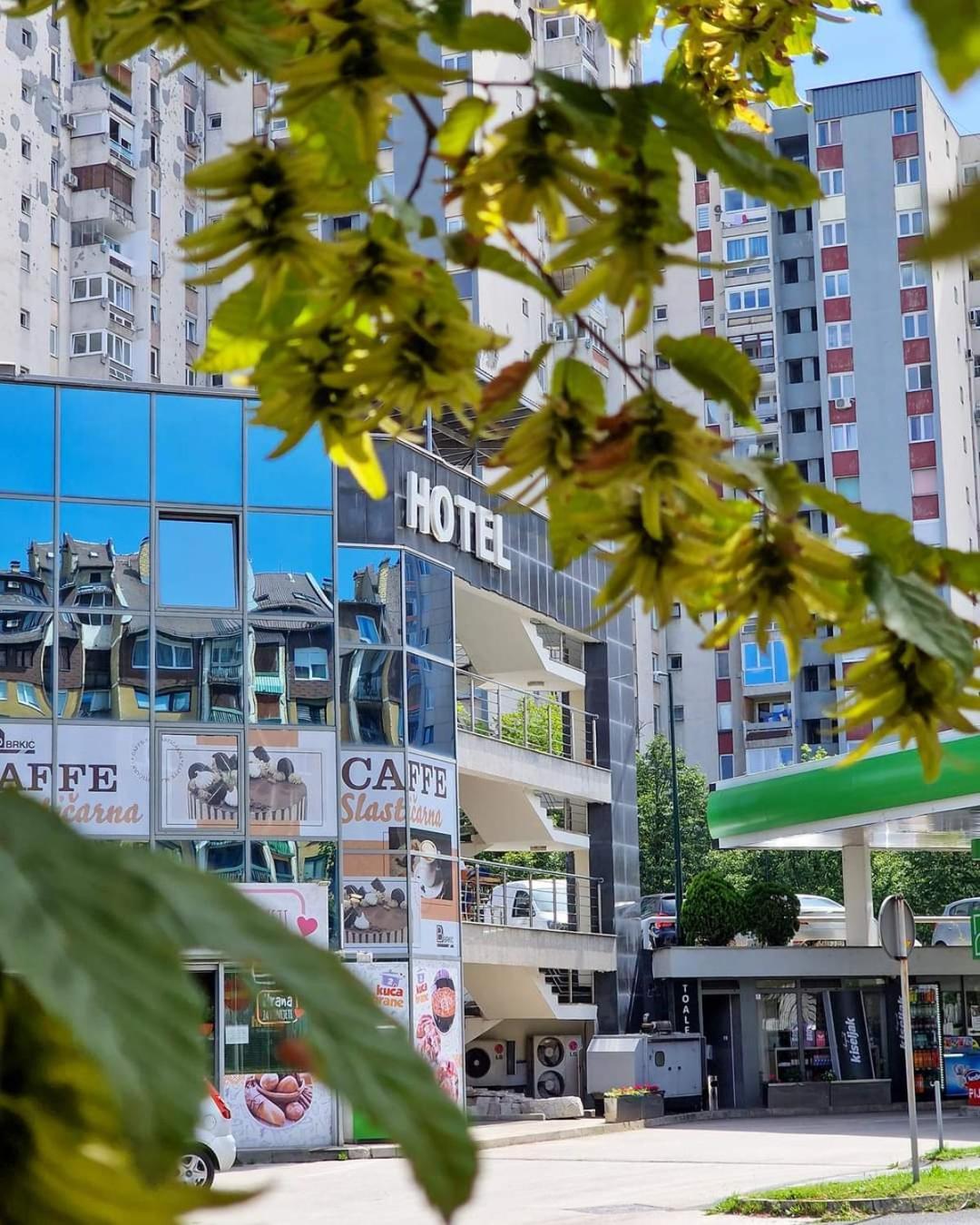 Hotel Brkic Sarajevo Airport - Free Parking Eksteriør bilde