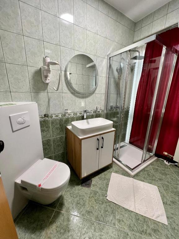 Hotel Brkic Sarajevo Airport - Free Parking Eksteriør bilde