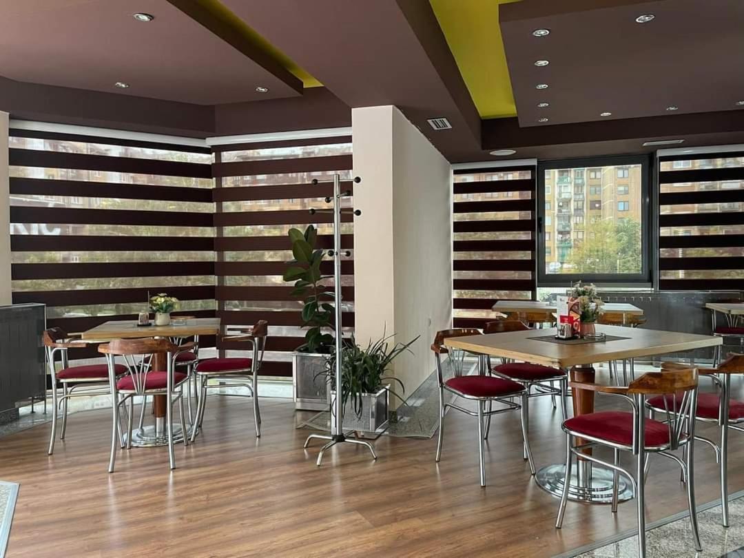 Hotel Brkic Sarajevo Airport - Free Parking Eksteriør bilde