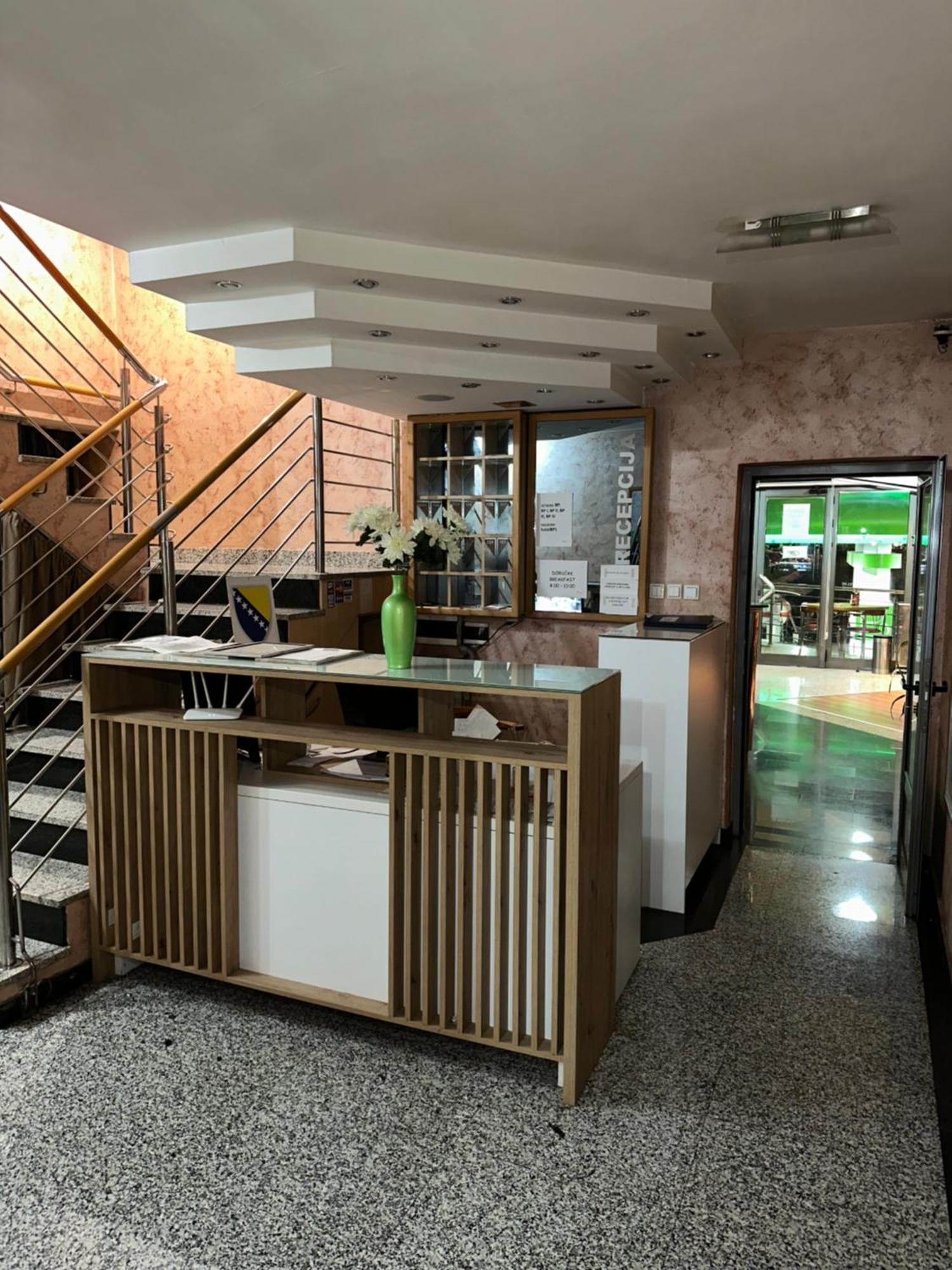 Hotel Brkic Sarajevo Airport - Free Parking Eksteriør bilde