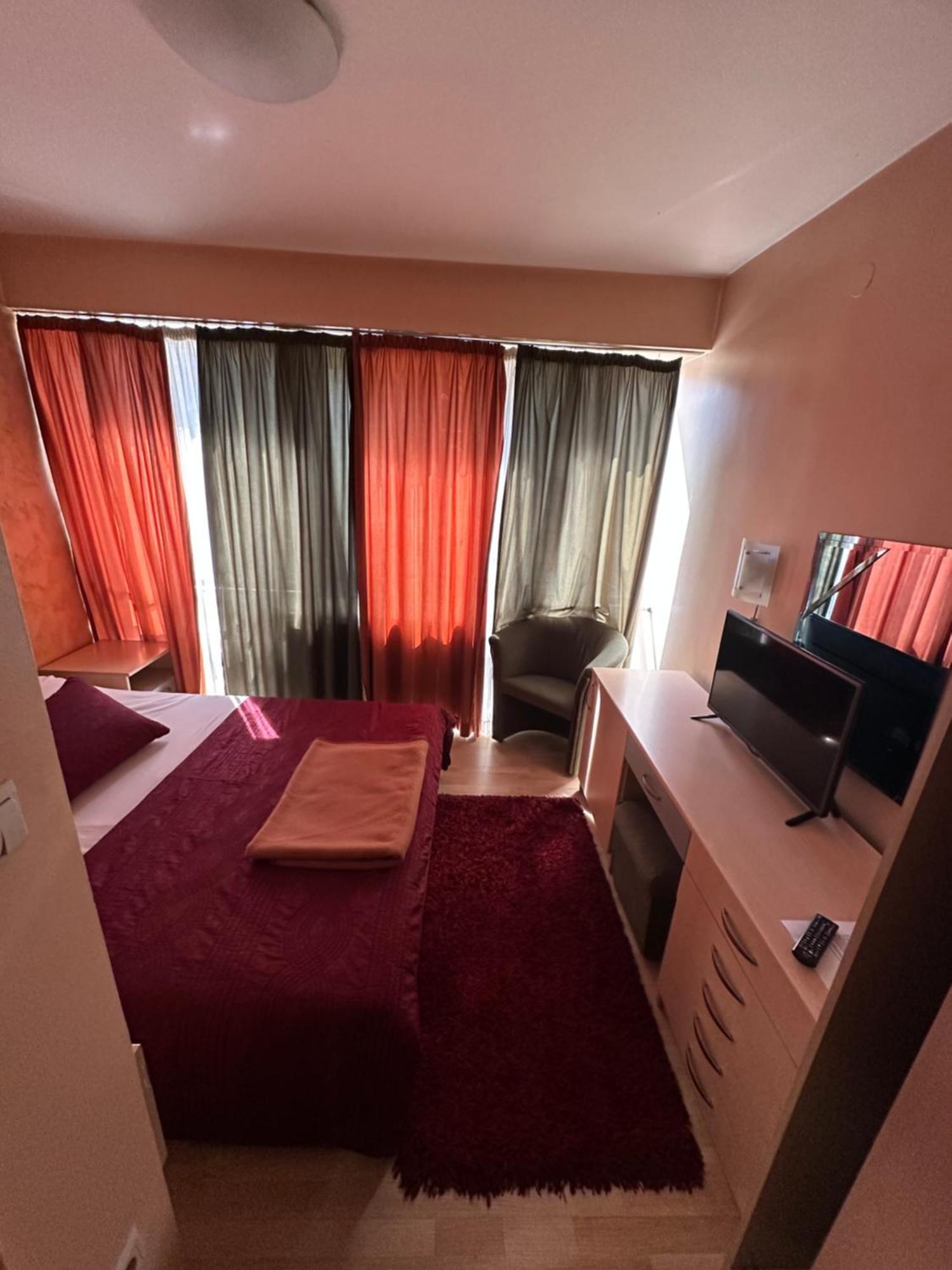 Hotel Brkic Sarajevo Airport - Free Parking Eksteriør bilde